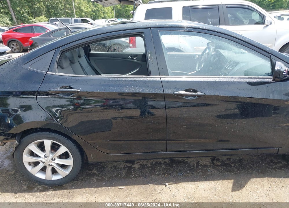 2013 HYUNDAI ACCENT GLS VIN: KMHCU4AE3DU377998