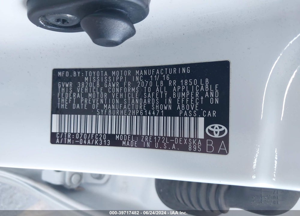2017 TOYOTA COROLLA SE SPECIAL EDITION VIN: 5YFBURHE2HP614471