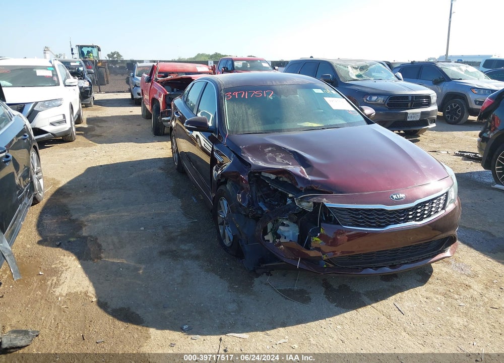 2020 KIA OPTIMA LX VIN: 5XXGT4L39LG400368