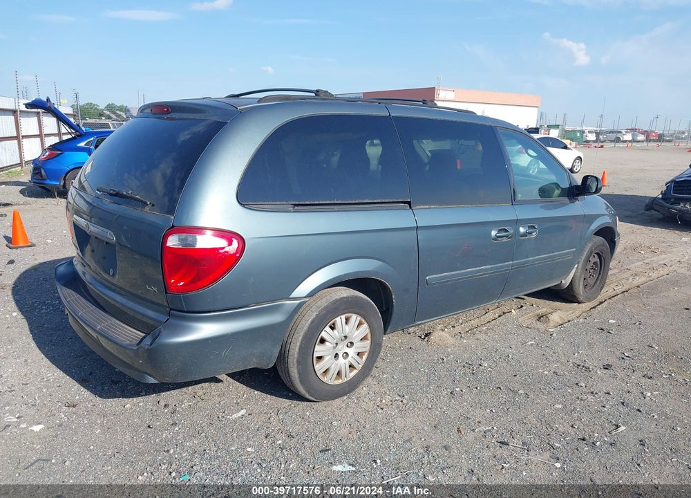 2007 CHRYSLER TOWN & COUNTRY VIN: 2A4GP44R97R236585