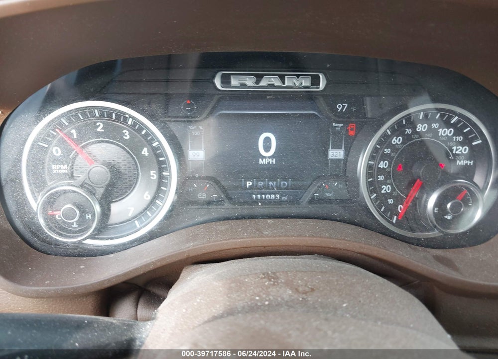 2019 RAM 1500 LAIE  4X4 5'7 BOX VIN: 1C6SRFJT4KN678287