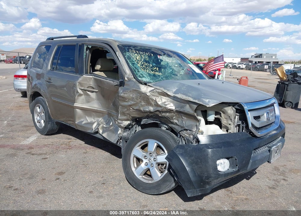2011 HONDA PILOT EX-L VIN: 5FNYF4H52BB053330