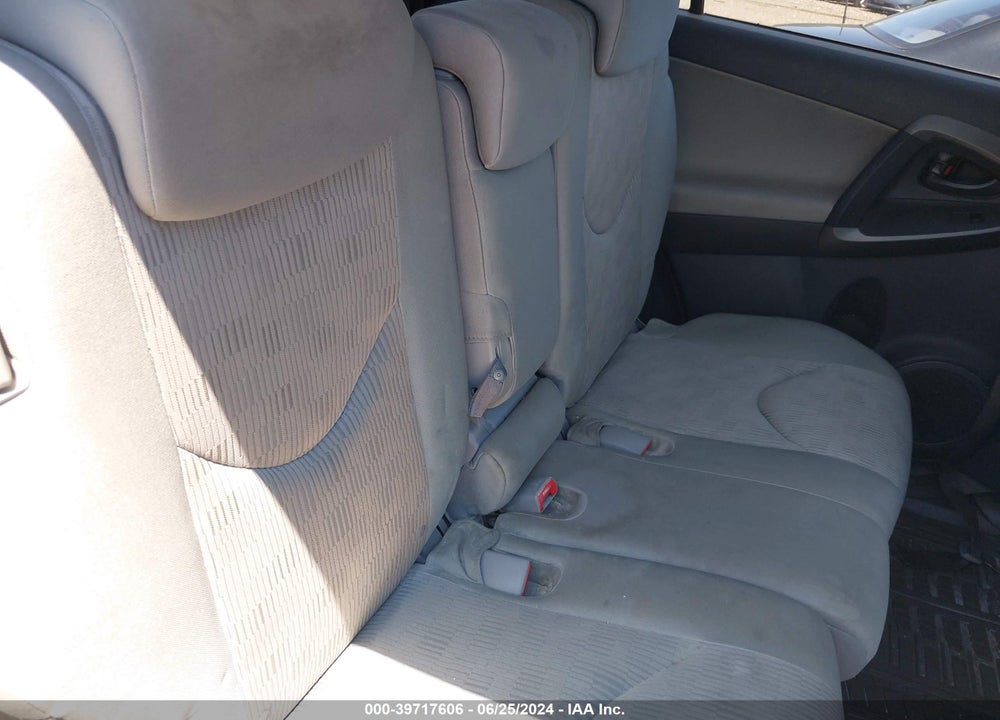 2011 TOYOTA RAV4 VIN: 2T3JF4DV9BW090831