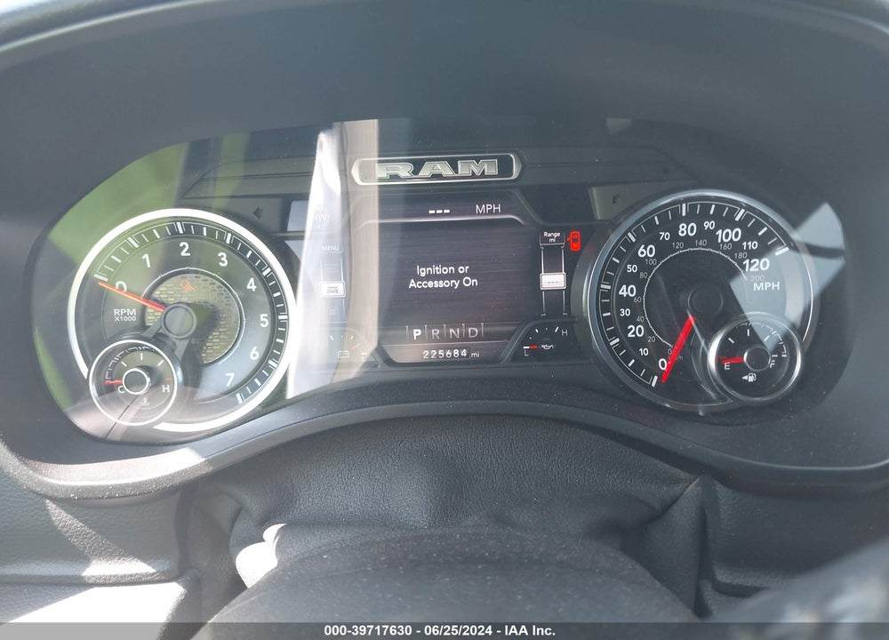 2020 RAM 1500 VIN: 1C6SRFFT5LN220347