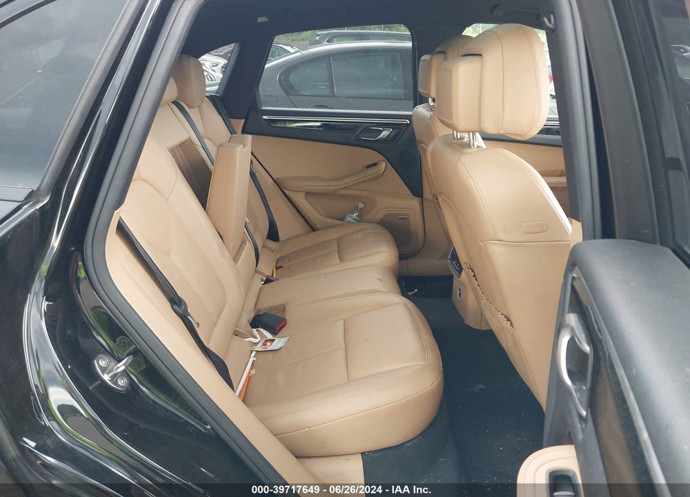 2018 PORSCHE MACAN VIN: WP1AA2A57JLB08847