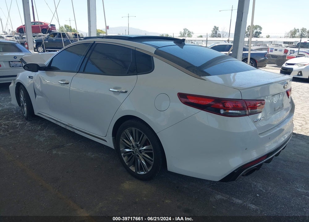2018 KIA OPTIMA SX TURBO VIN: 5XXGV4L28JG248131