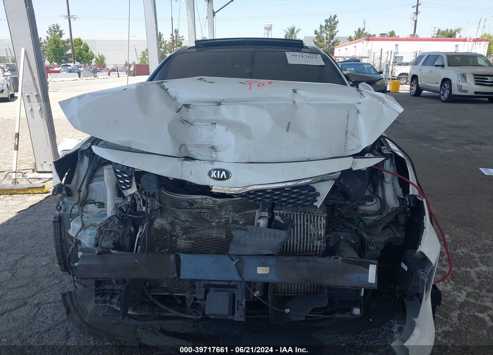 2018 KIA OPTIMA SX TURBO VIN: 5XXGV4L28JG248131