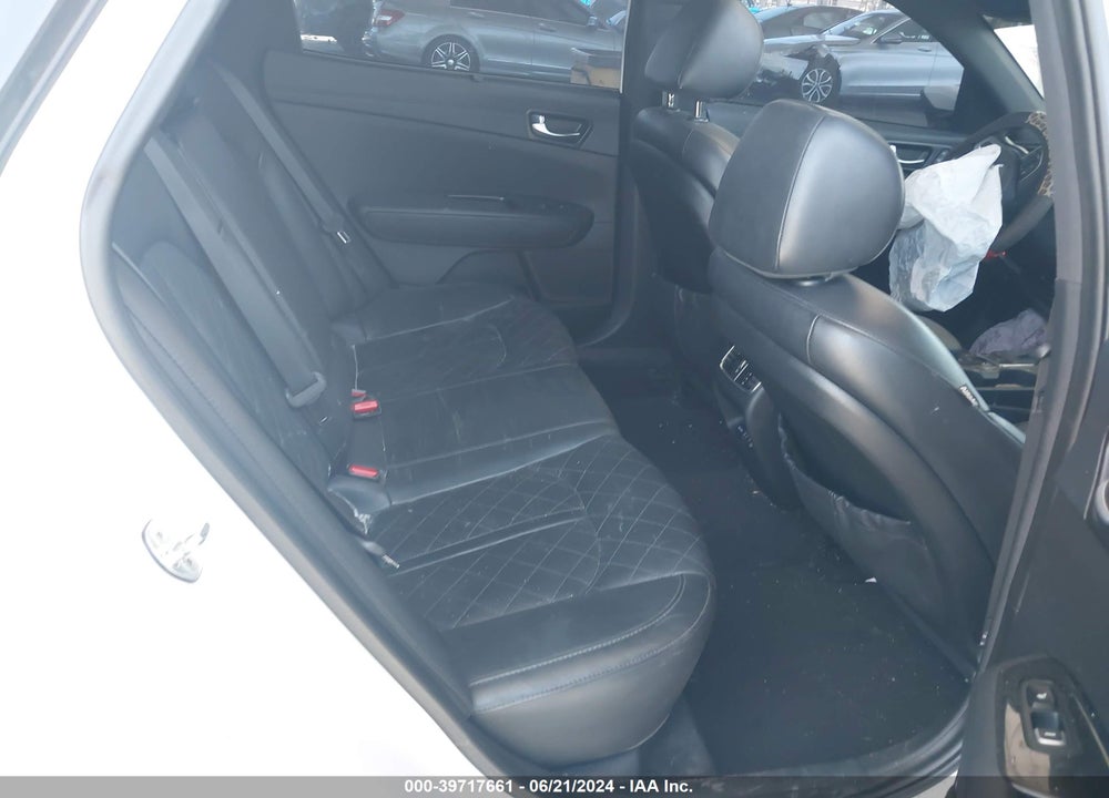 2018 KIA OPTIMA SX TURBO VIN: 5XXGV4L28JG248131