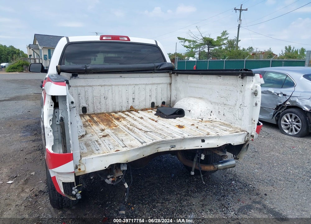 2011 TOYOTA TUNDRA GRADE 5.7L V8 VIN: 5TFEY5F19BX106839
