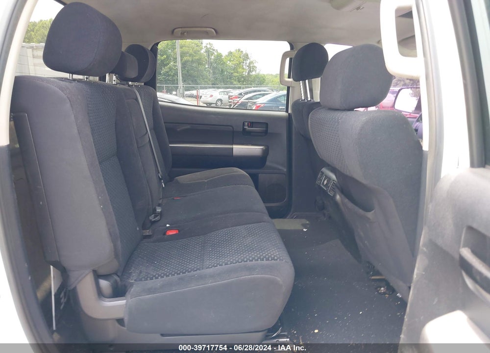 2011 TOYOTA TUNDRA GRADE 5.7L V8 VIN: 5TFEY5F19BX106839