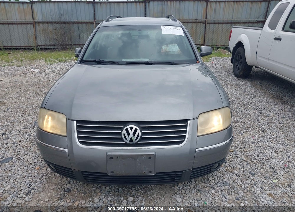2003 VOLKSWAGEN PASSAT GLX VIN: WVWYH63B93E063388