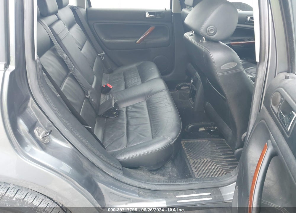 2003 VOLKSWAGEN PASSAT GLX VIN: WVWYH63B93E063388