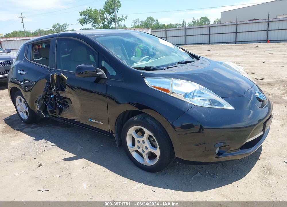 2015 NISSAN LEAF SV VIN: 1N4AZ0CP3FC304195