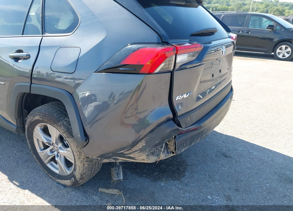 2024 TOYOTA RAV4 XLE VIN: 2T3P1RFV9RW431240