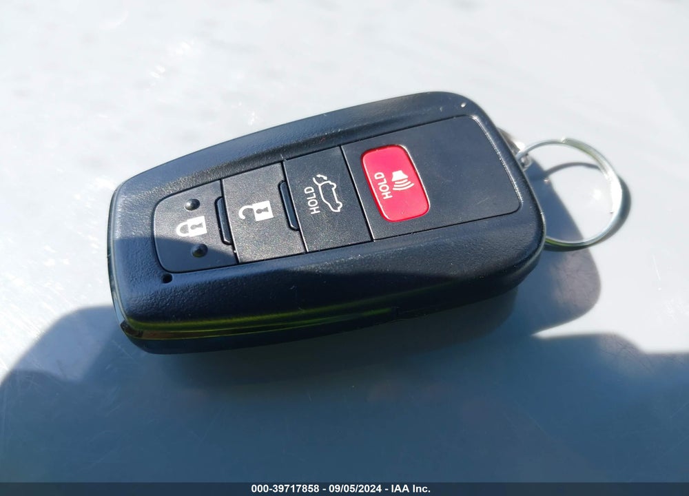 2024 TOYOTA RAV4 XLE VIN: 2T3P1RFV9RW431240