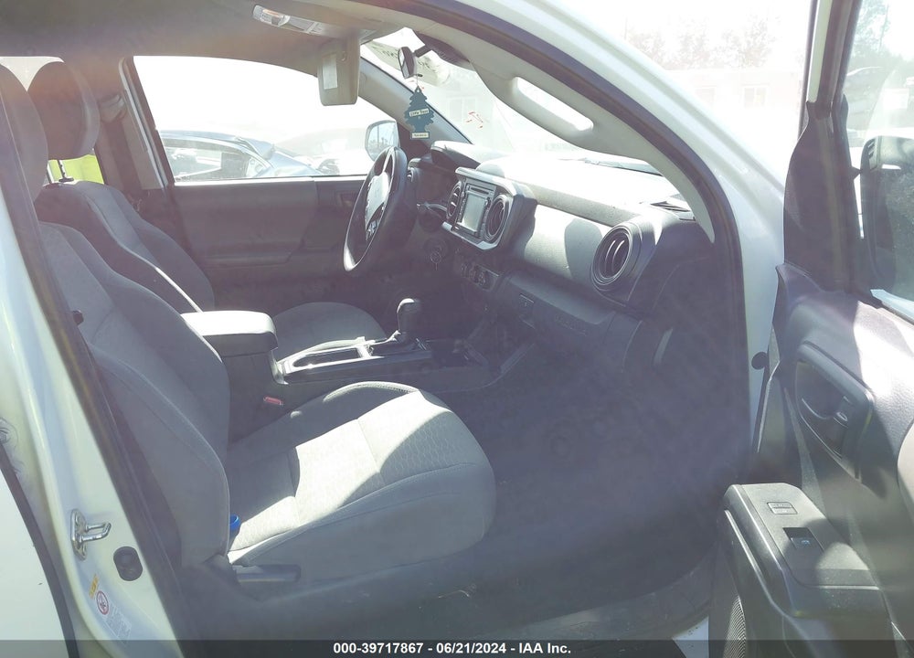 2019 TOYOTA TACOMA SR VIN: 5TFAX5GN6KX159131
