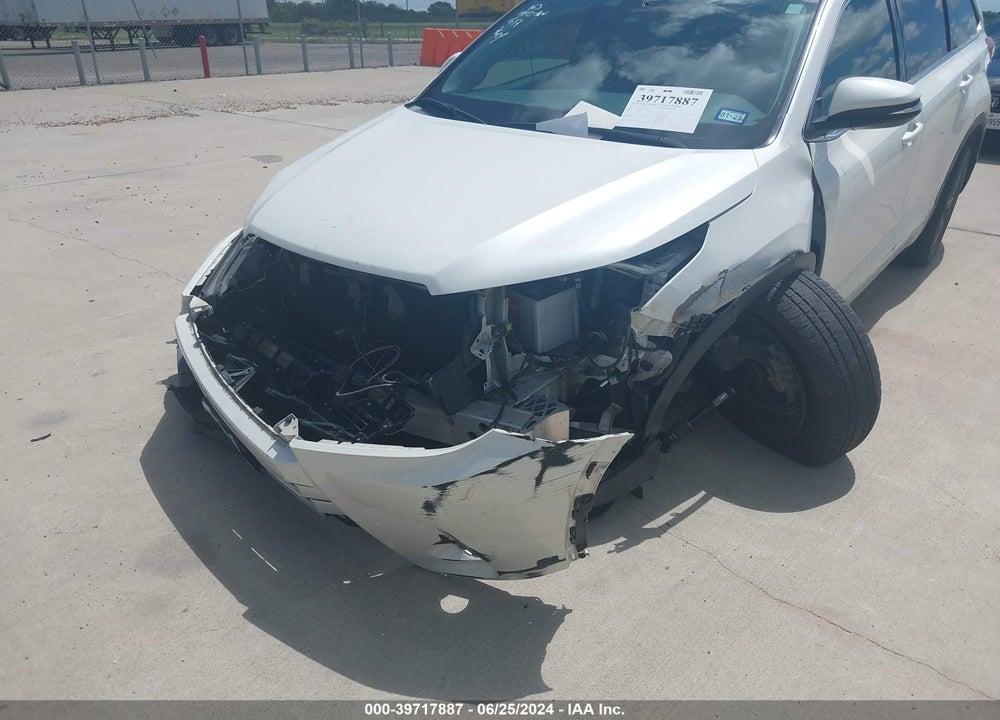 2017 TOYOTA HIGHLANDER LE PLUS VIN: 5TDZZRFH0HS194374
