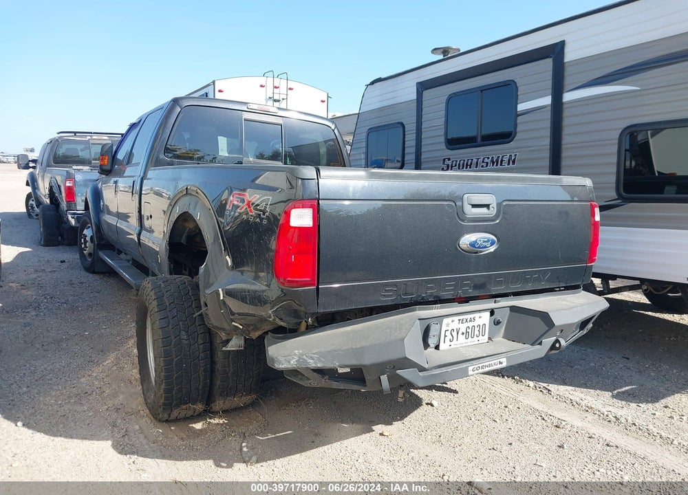 2015 FORD F-350 LARIAT VIN: 1FT8W3DT5FEC22231