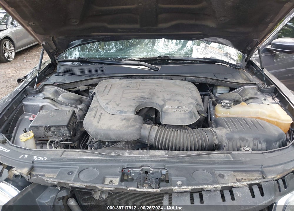 2014 CHRYSLER 300 VIN: 2C3CCARG7EH160507