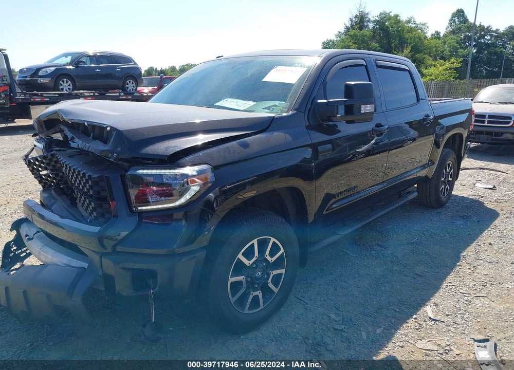 2017 TOYOTA TUNDRA LIMITED 5.7L V8 VIN: 5TFHY5F18HX654000