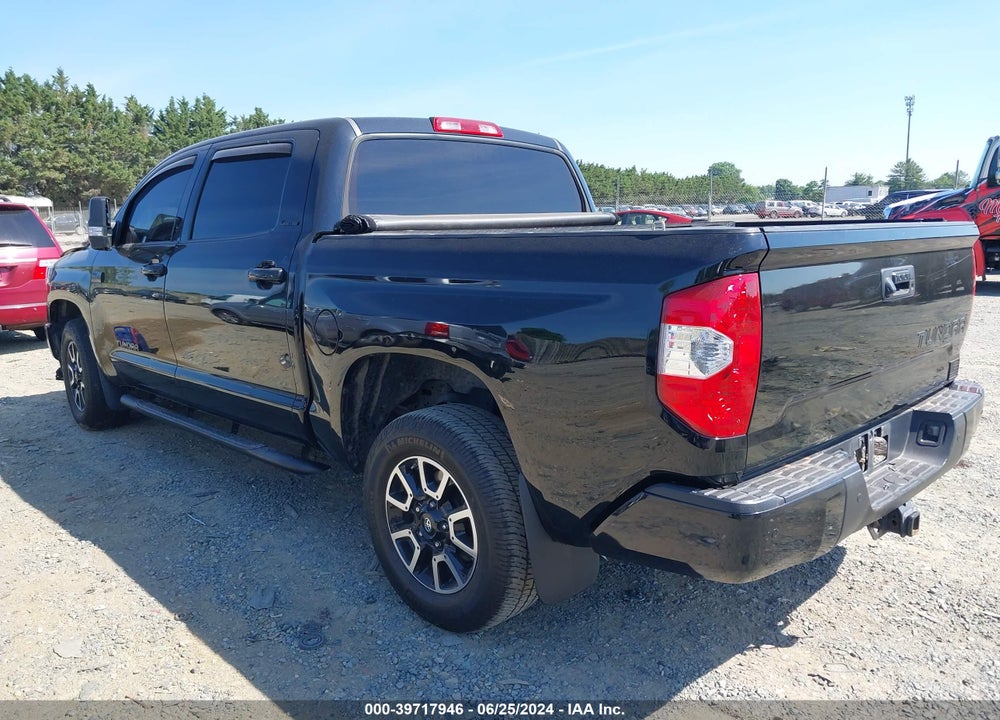 2017 TOYOTA TUNDRA LIMITED 5.7L V8 VIN: 5TFHY5F18HX654000