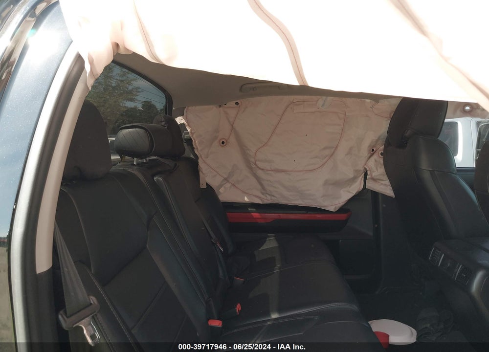 2017 TOYOTA TUNDRA LIMITED 5.7L V8 VIN: 5TFHY5F18HX654000