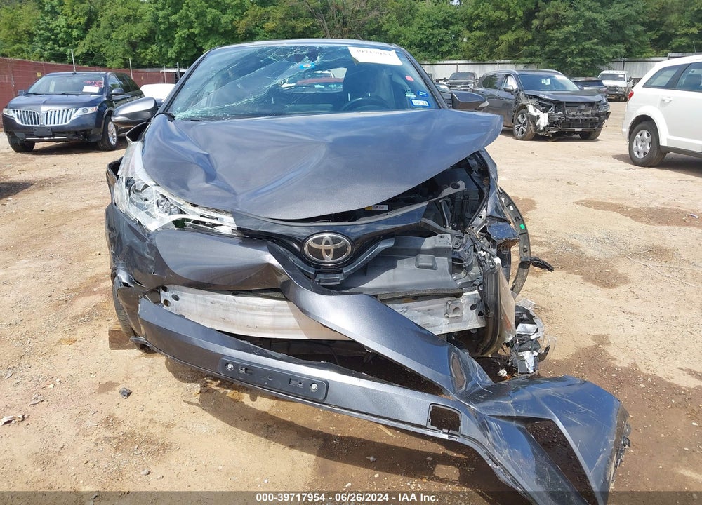 2018 TOYOTA C-HR XLE VIN: NMTKHMBX2JR030181