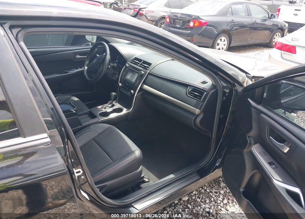 2015 TOYOTA CAMRY SE VIN: 4T1BF1FK9FU888394
