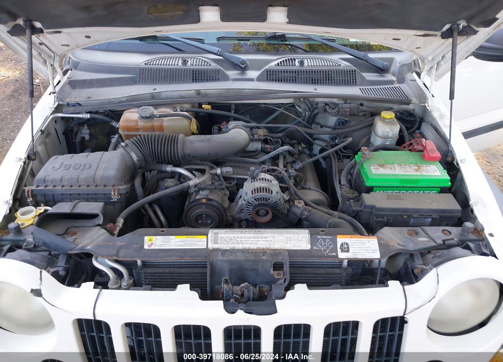 2006 JEEP LIBERTY SPORT VIN: 1J4GL48K66W270546