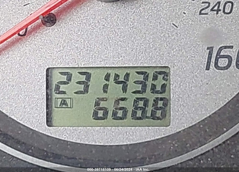 2002 NISSAN MAXIMA SE VIN: JN1DA31D82T420501