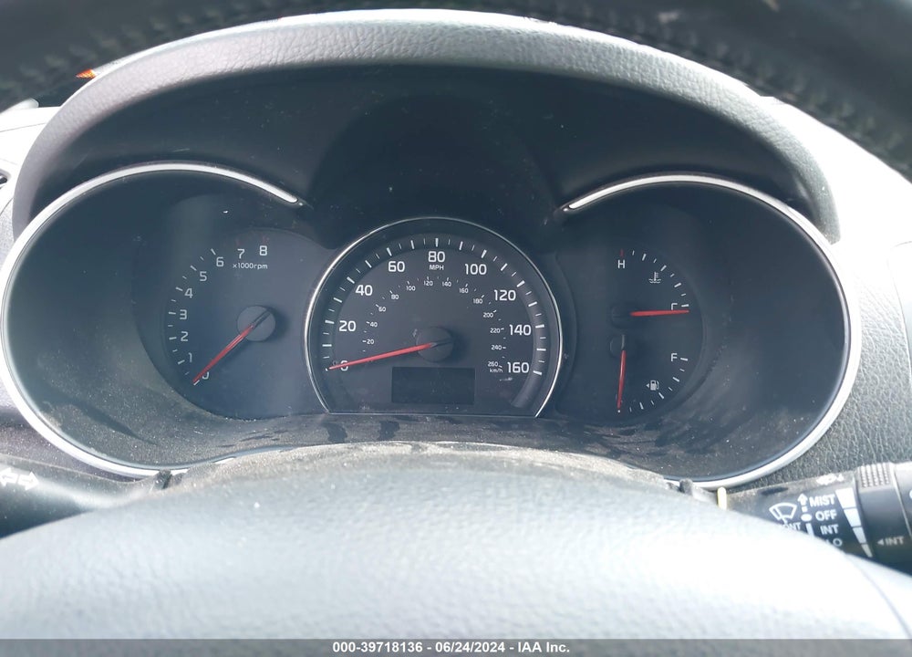 2014 KIA SORENTO LX VIN: 5XYKT4A6XEG436219