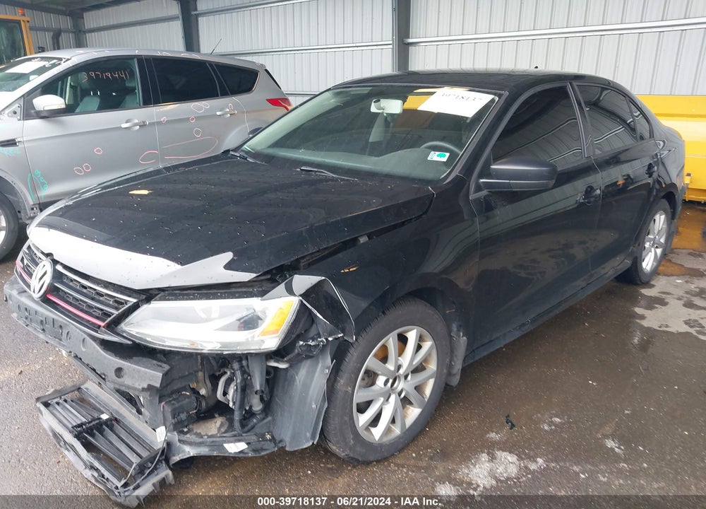 2015 VOLKSWAGEN JETTA 1.8T SE VIN: 3VWD17AJ0FM225407