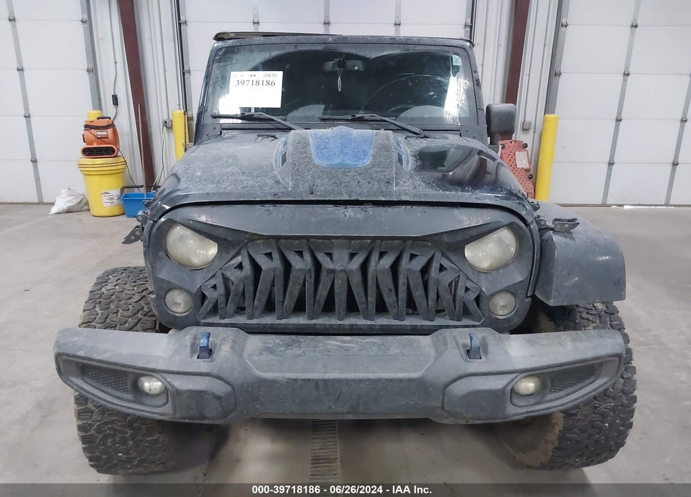 2015 JEEP WRANGLER UNLIMITED SAHARA VIN: 1C4HJWEG5FL653908