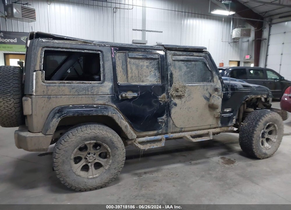 2015 JEEP WRANGLER UNLIMITED SAHARA VIN: 1C4HJWEG5FL653908