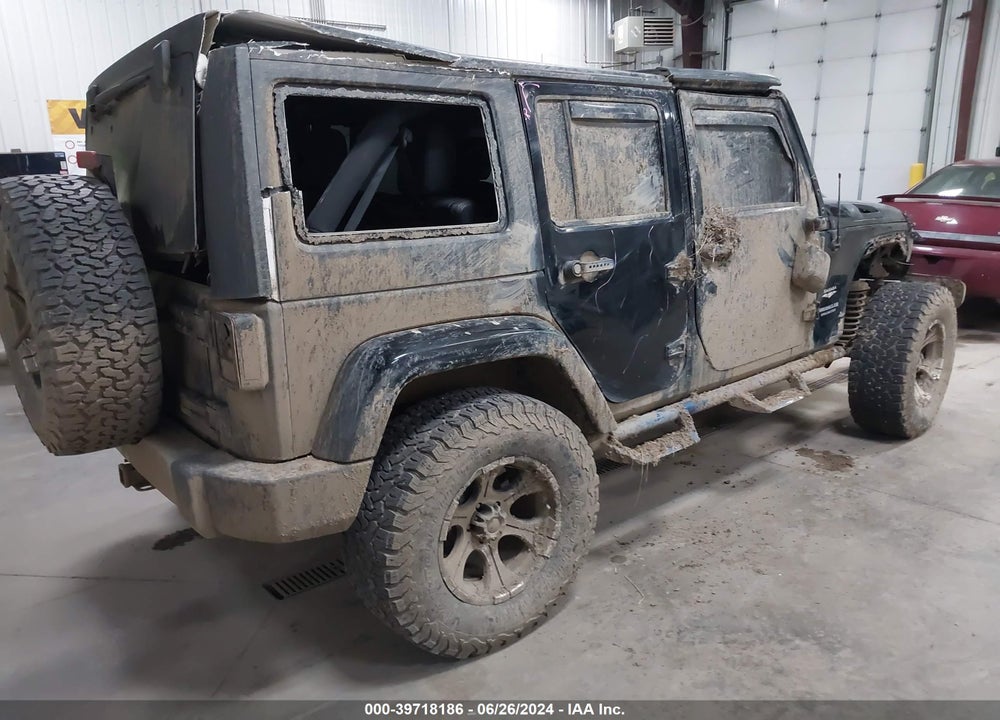 2015 JEEP WRANGLER UNLIMITED SAHARA VIN: 1C4HJWEG5FL653908