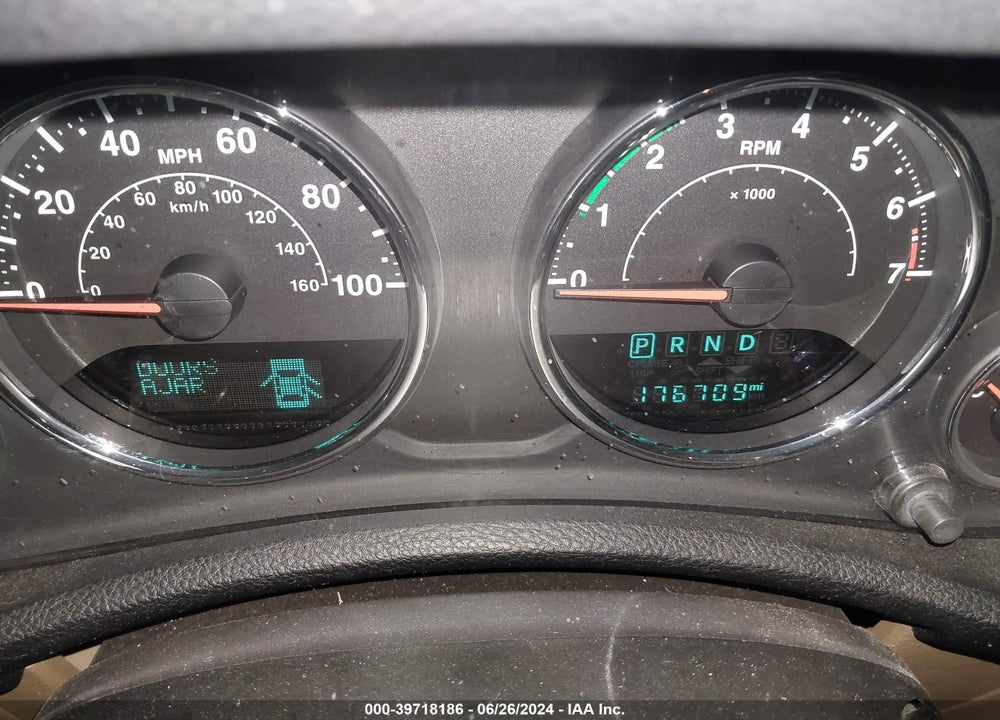 2015 JEEP WRANGLER UNLIMITED SAHARA VIN: 1C4HJWEG5FL653908