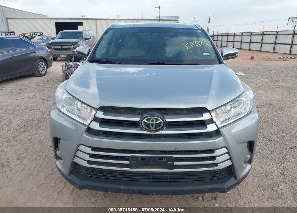 2017 TOYOTA HIGHLANDER XLE VIN: 5TDKZRFH8HS509455