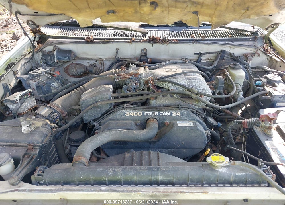 1998 TOYOTA TACOMA LIMITED V6 VIN: 4TAWN74N3WZ132678