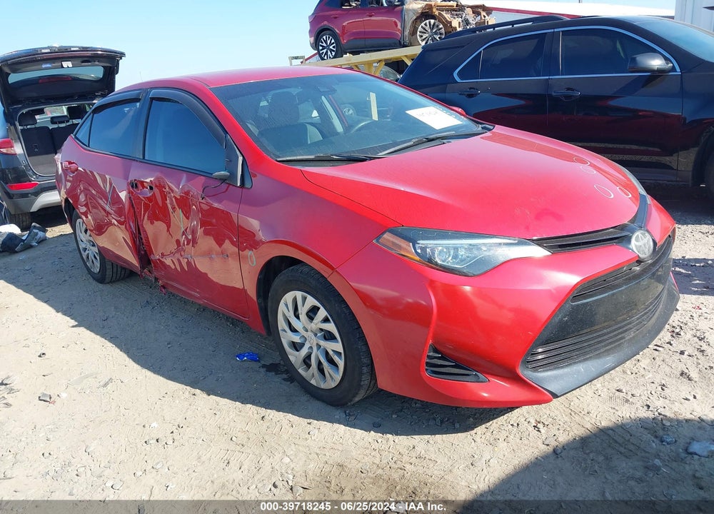 2018 TOYOTA COROLLA LE VIN: 2T1BURHE4JC049615
