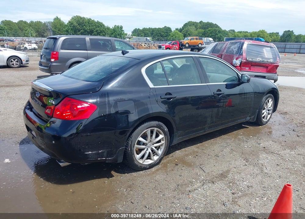2007 INFINITI G35X VIN: JNKBV61F17M807807