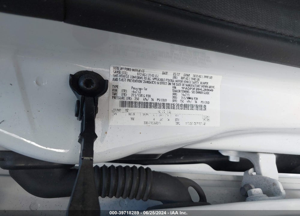2017 FORD FOCUS VIN: 1FADP3F28HL285649