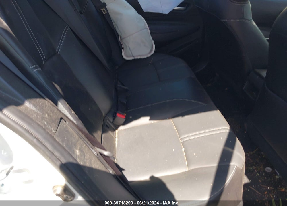2021 TOYOTA COROLLA XLE VIN: JTDFPMAEXMJ152827