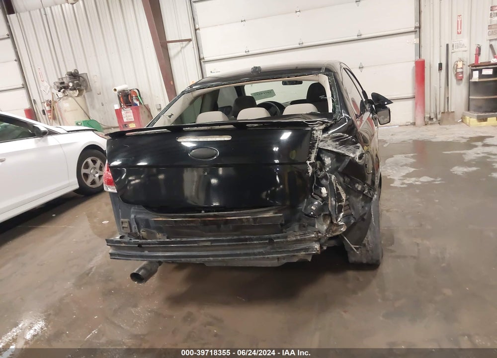 2009 FORD FOCUS SE VIN: 1FAHP32N49W249877