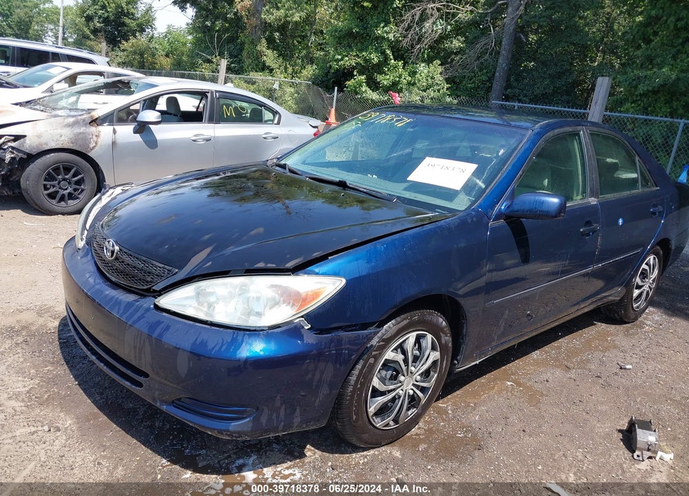 2004 TOYOTA CAMRY XLE VIN: 4T1BE30K14U284584
