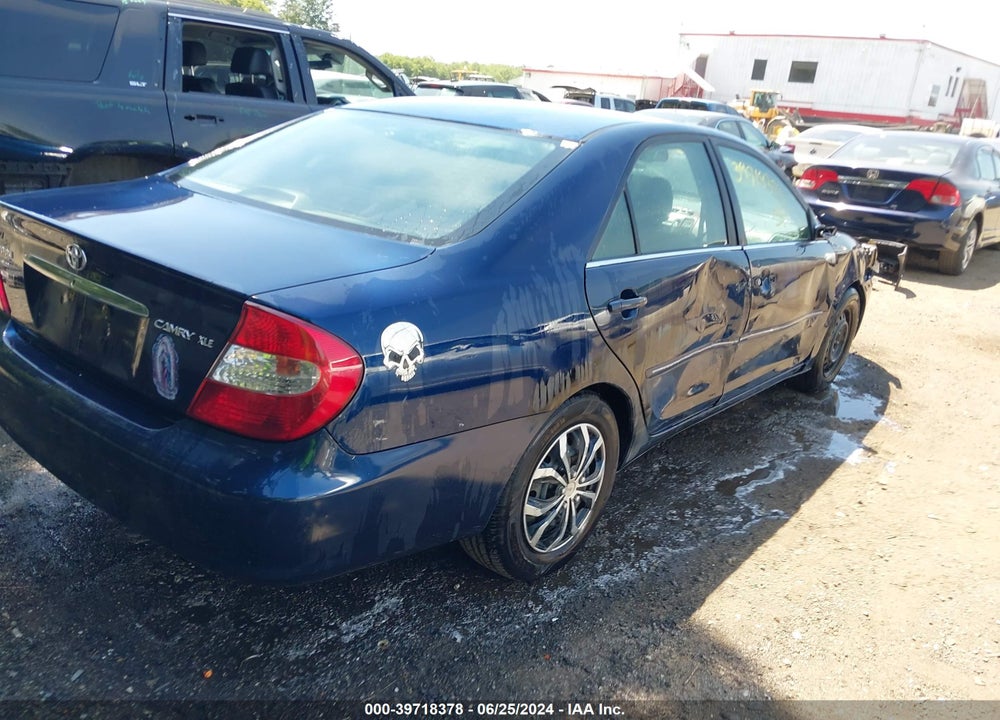 2004 TOYOTA CAMRY XLE VIN: 4T1BE30K14U284584