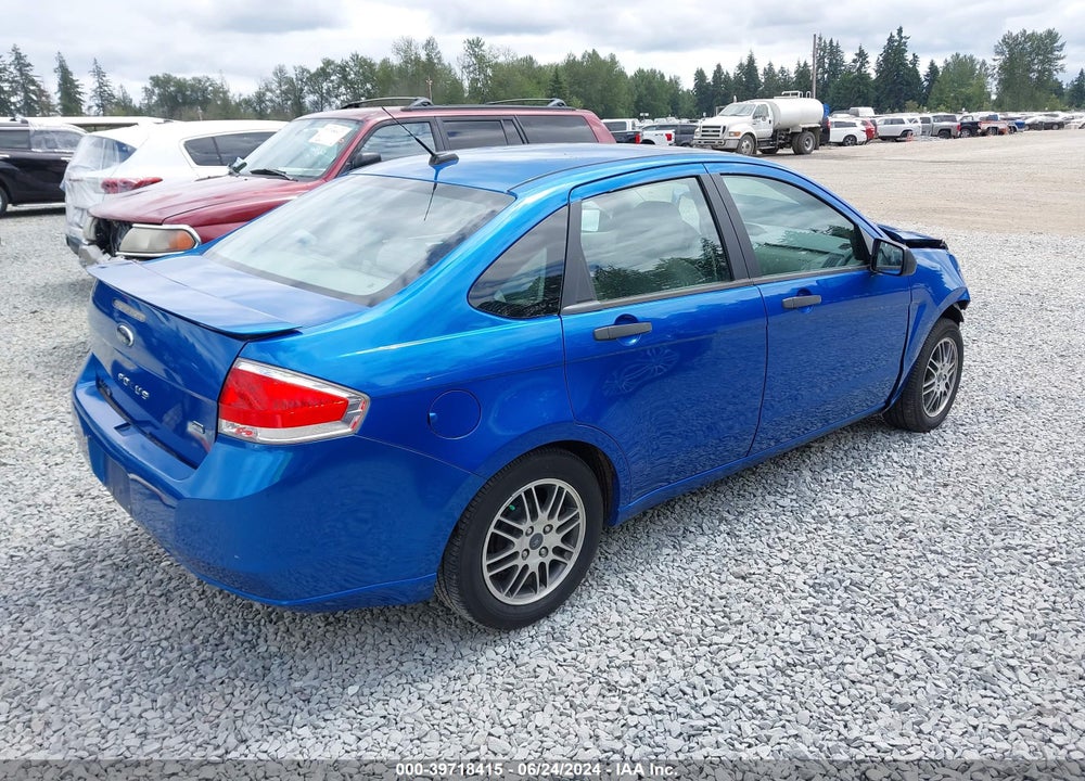 2010 FORD FOCUS SE VIN: 1FAHP3FN1AW231108