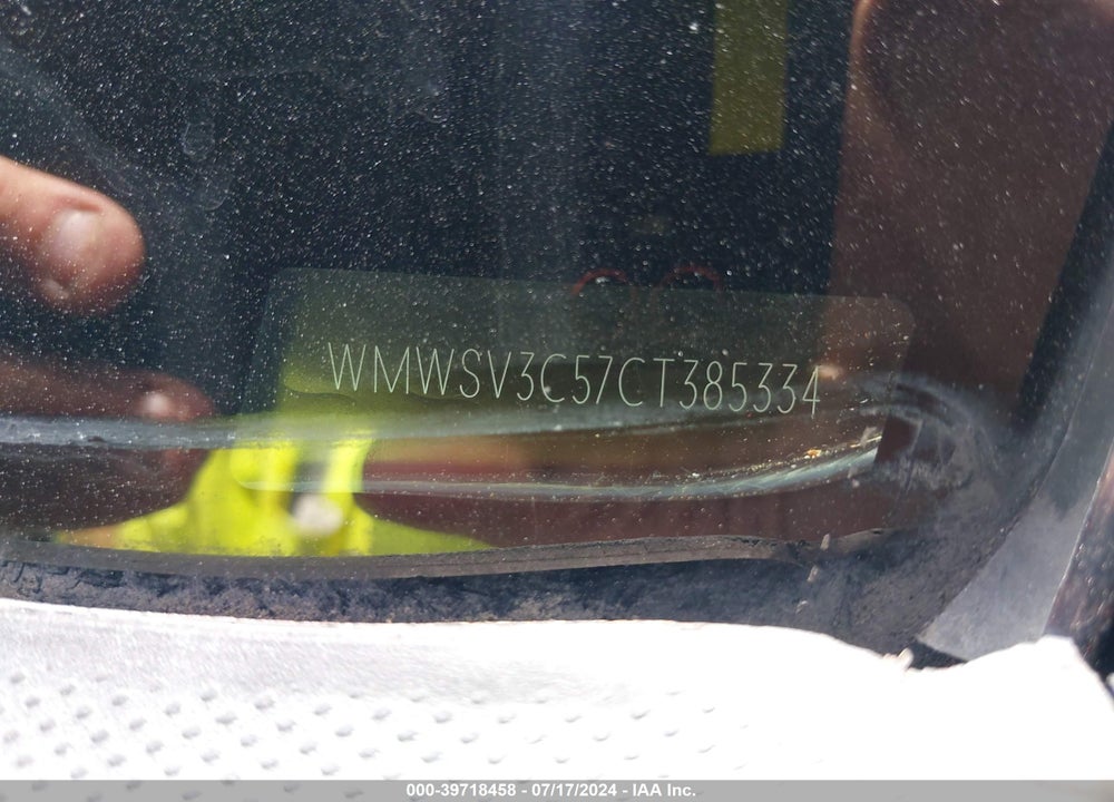 2012 MINI COOPER S VIN: WMWSV3C57CT385334