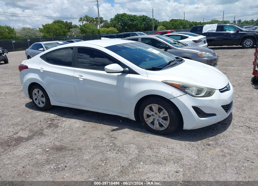 2016 HYUNDAI ELANTRA SE VIN: 5NPDH4AE8GH751260