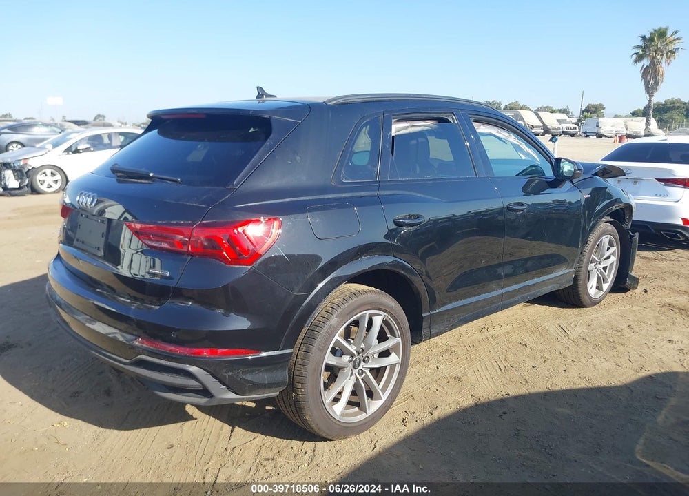 2024 AUDI Q3 VIN: WA1DECF32R1063740