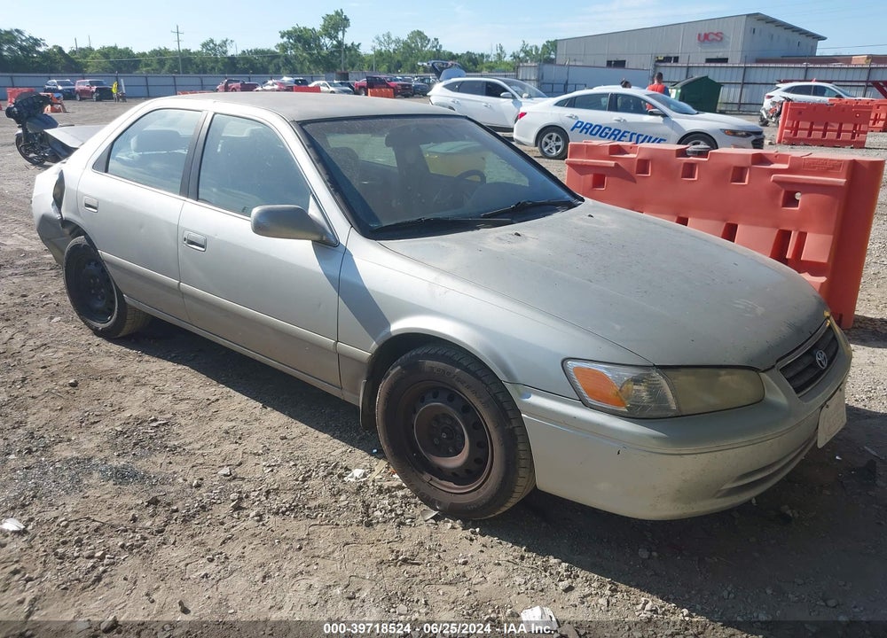 2001 TOYOTA CAMRY LE VIN: 4T1BG22K01U041703